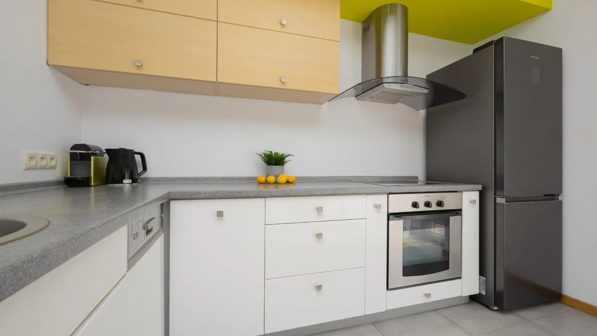 Sunny Apartment In The Heart Of Warsaw By Noclegi Renters