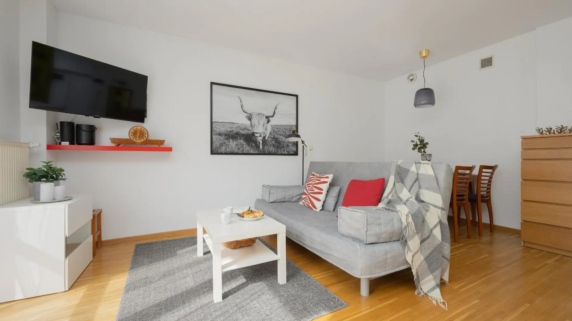 Sunny Apartment In The Heart Of Warsaw By Noclegi Renters