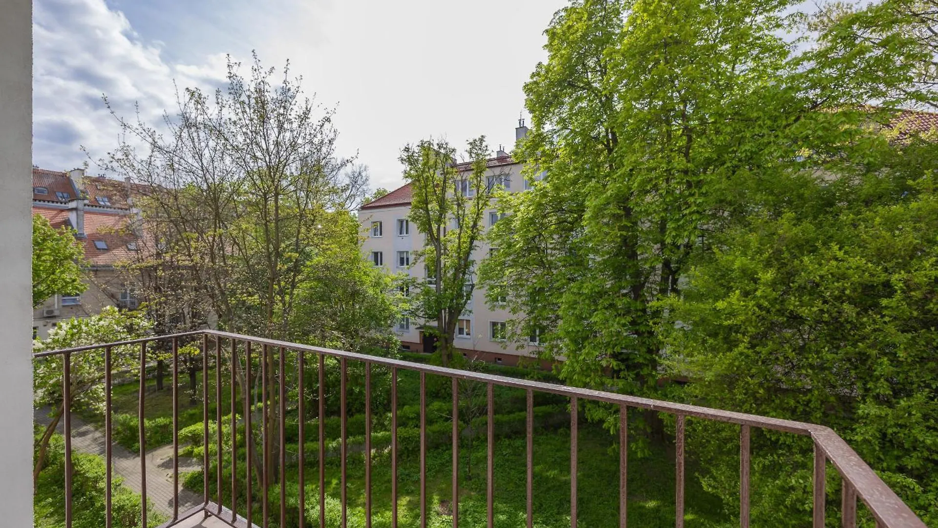Sunny Apartment In The Heart Of Warsaw By Noclegi Renters 0*,  פולין